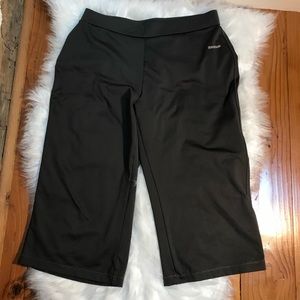 Reebok Play Legging Knee Length Womens Size Medium